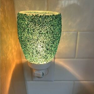 SCENTSY Glitter Teal Plug-in Mini Electric Wax Warmer